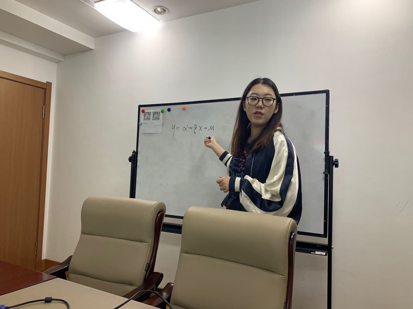 今年会jinnianhui博士生沙龙2019-06（总第6期）简报图片.jpg