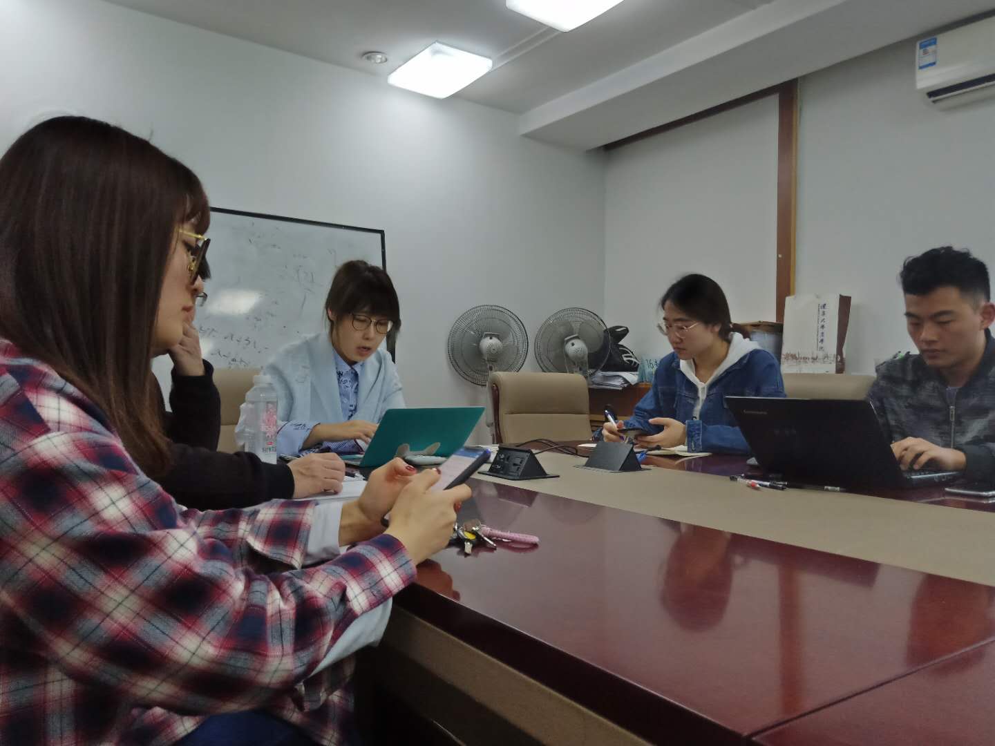 今年会jinnianhui博士生沙龙2019-03（总第3期）简报图片.jpg